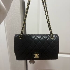 Black Quilted Chain-Handle Shoulder Bag